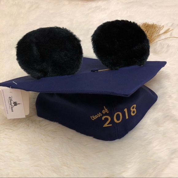 NWT Disney Parks Class of 2018 Mickey Cap - Picture 5 of 8